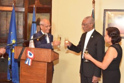 President David Granger, Ambassador, Mr. Michael Prom and First Lady, Mrs. Sandra Granger toast to the health and wellbeing of the President and people of France. 