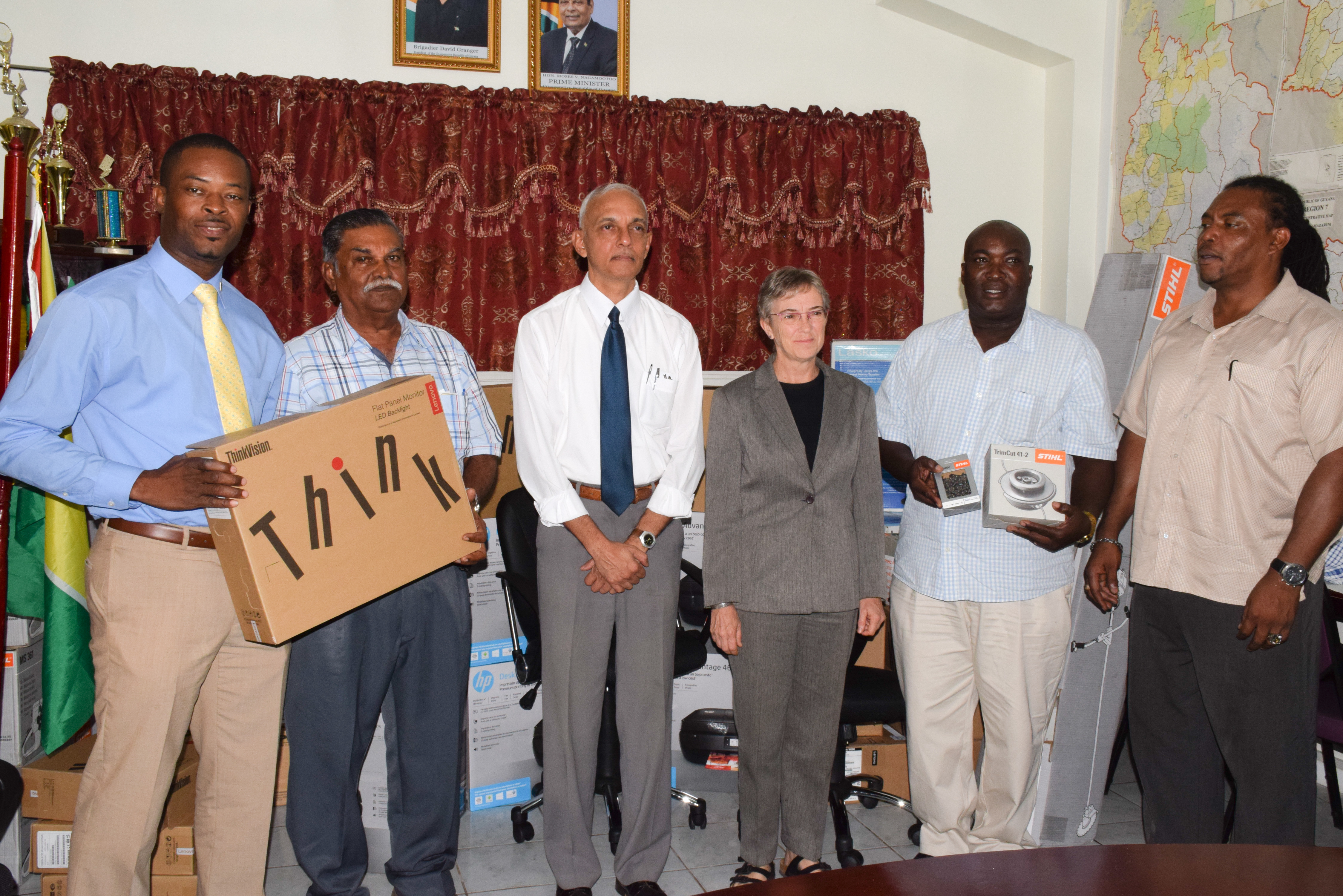 Municipalities, NDCs benefit from equipment to establish ‘help desk,”& support agriculture activities